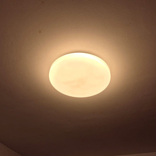 Centro de luminaria interior con canalización embutida (conduit)