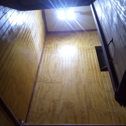 Centro de luminaria interior con interruptor de doble efecto